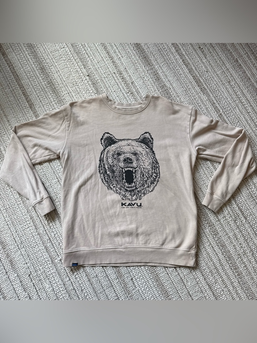 Kavu Core Crew Neck Long Sleeve Pullover Sweatshirt Size Unisex medium BEAR